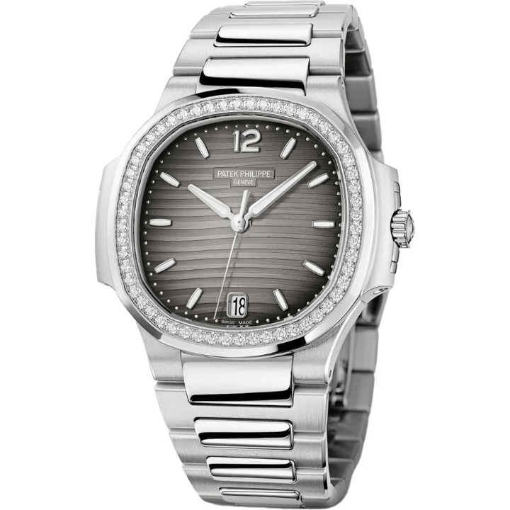 Patek Philippe Nautilius 7118-1200a-011-diamond-bezel